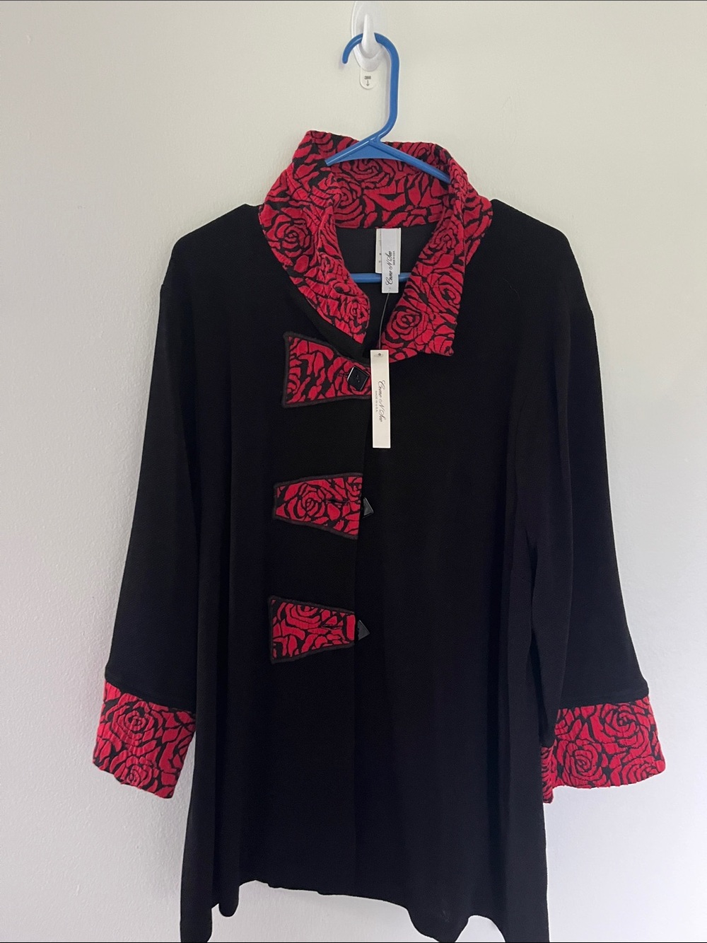 COME N SEE Black jacket with Red Rose-Print Collar & Cuffs